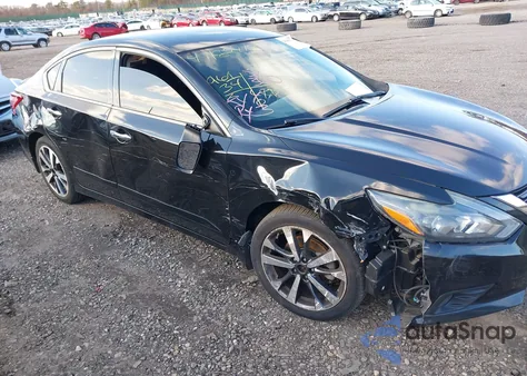 2017 Nissan Altima 2.5 Sr z USA, uszkodzony, nr VIN 1N4AL3AP0HC288109